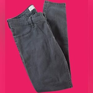 Abercrombie & Fitch Super Skinny stretch denim. Size 2 or 26